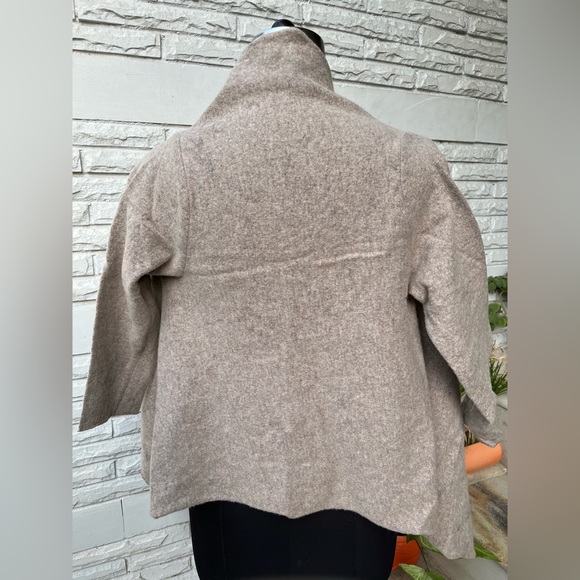 NWOT Lambs Wool Beige Shrug - Picture 2 of 4